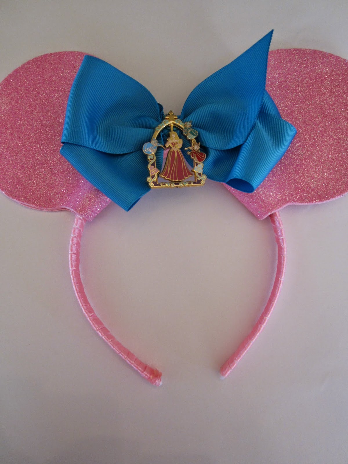 DIY: Sleeping Beauty Inspired Minnie Ears